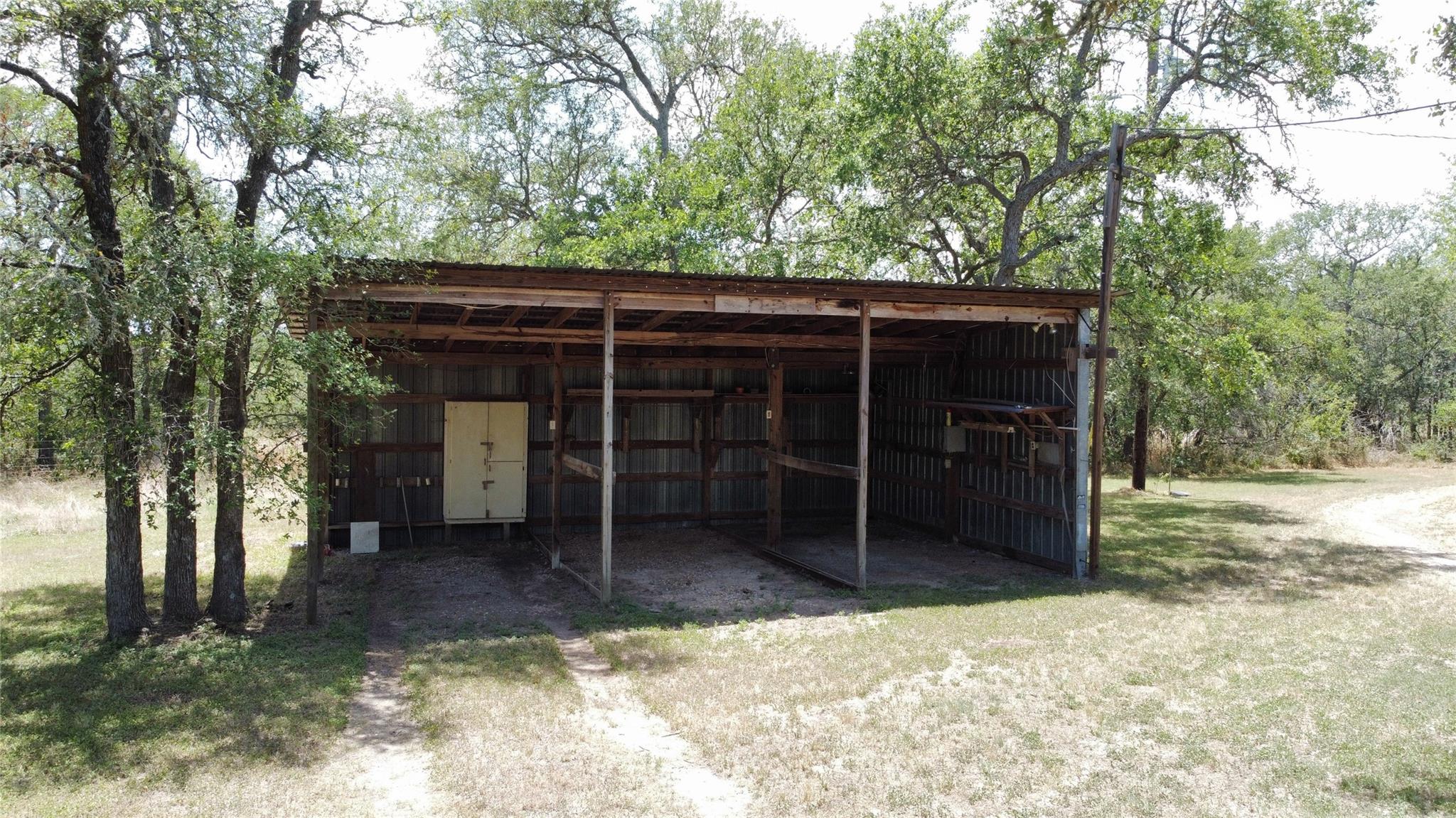 189 Shady Oaks Loop Property Photo 34