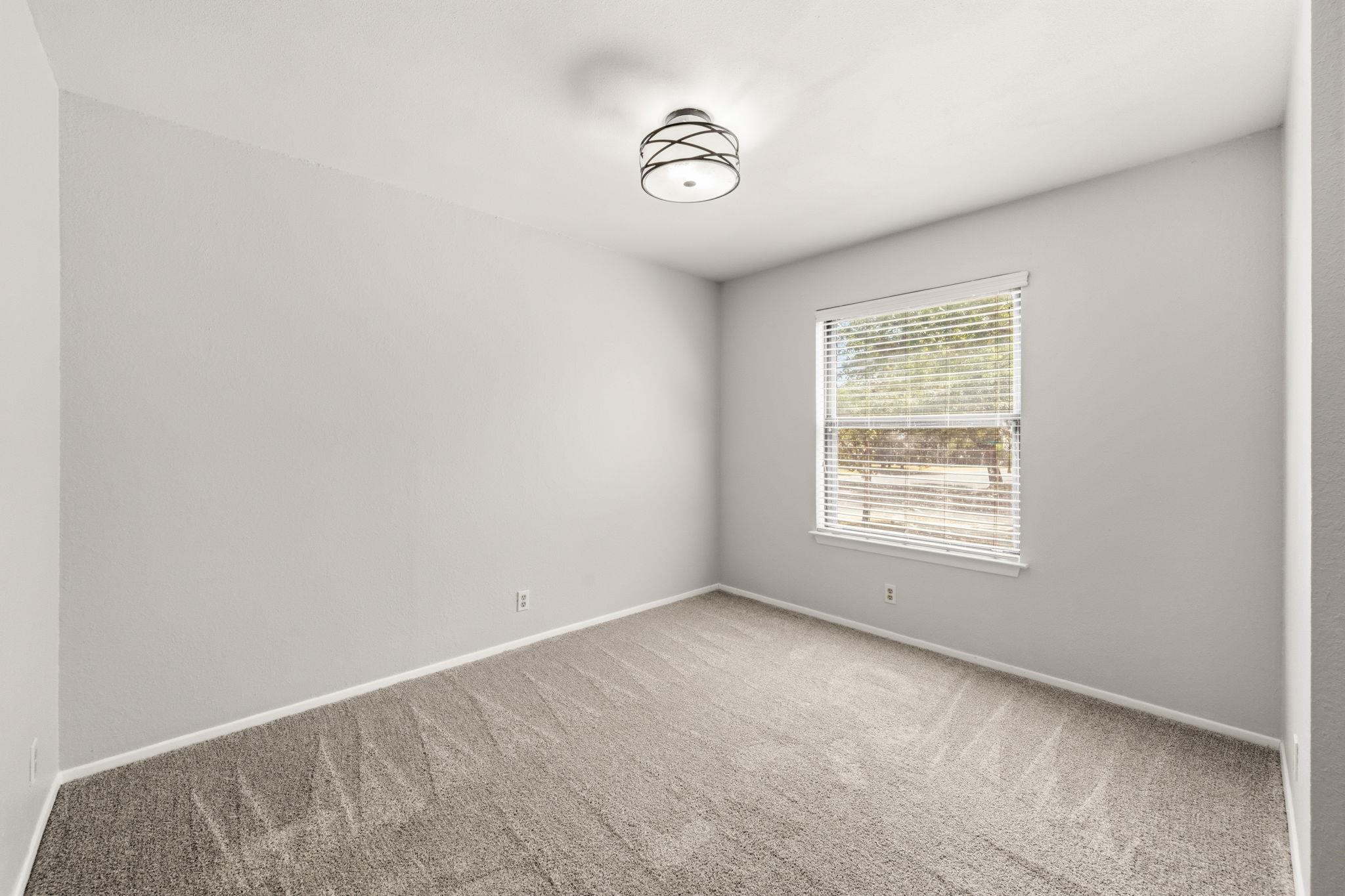 13212 Rampart St Property Photo 9