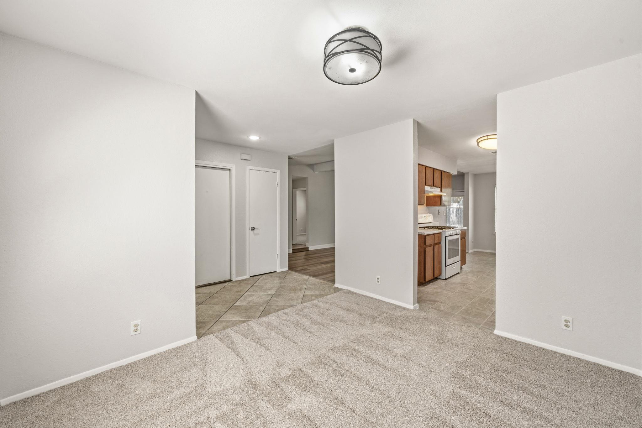 13212 Rampart St Property Photo 10