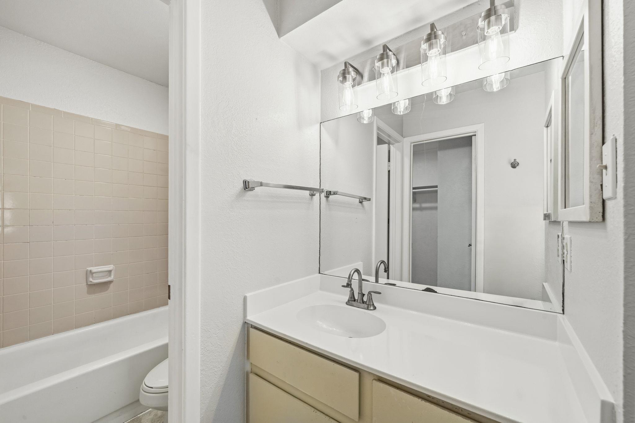 13212 Rampart St Property Photo 26