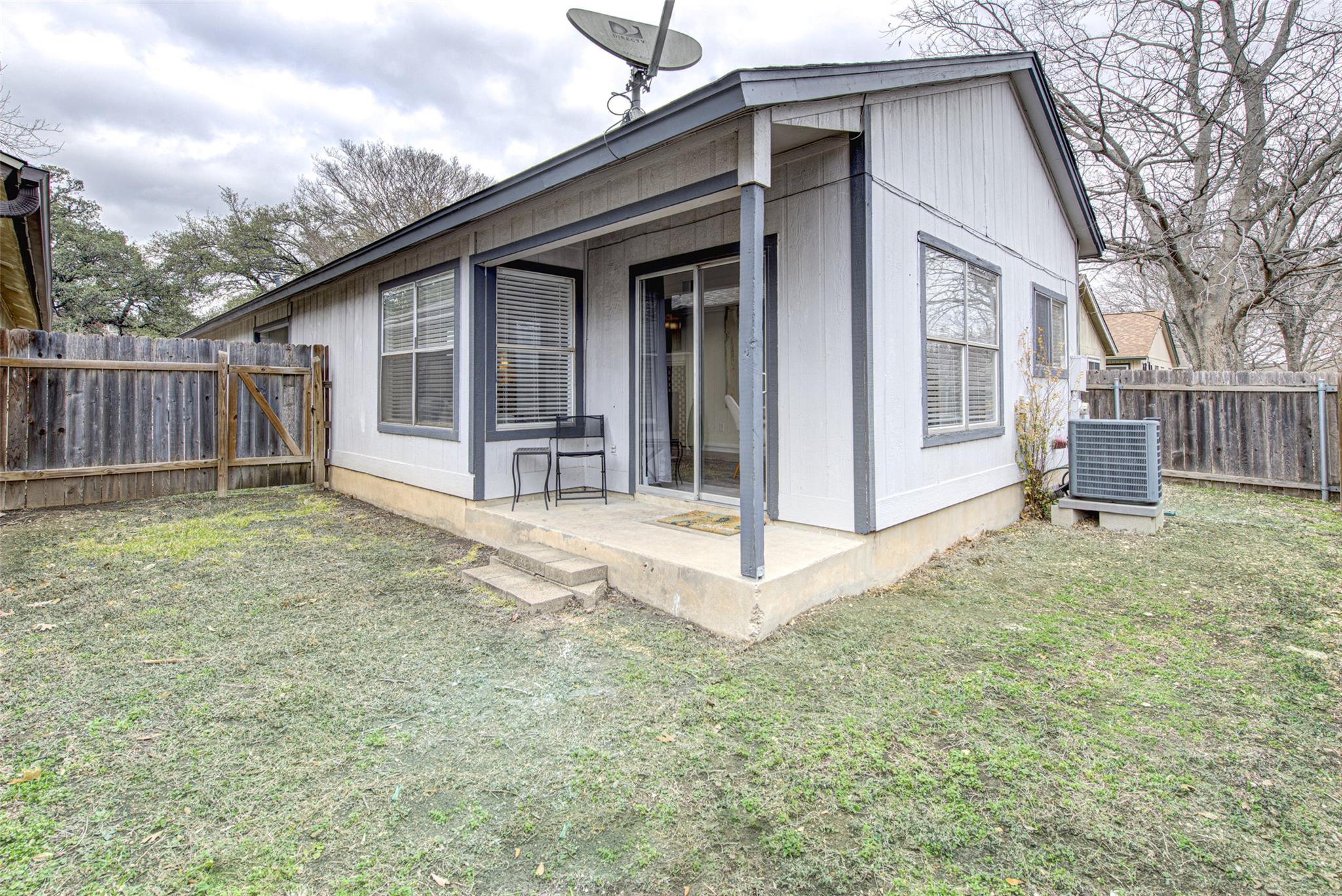 6009 Richard Carlton Blvd Property Photo 23