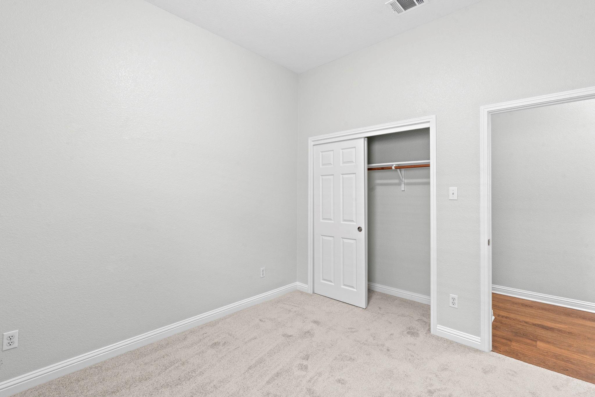 10400 Big Thicket Dr Property Photo 20
