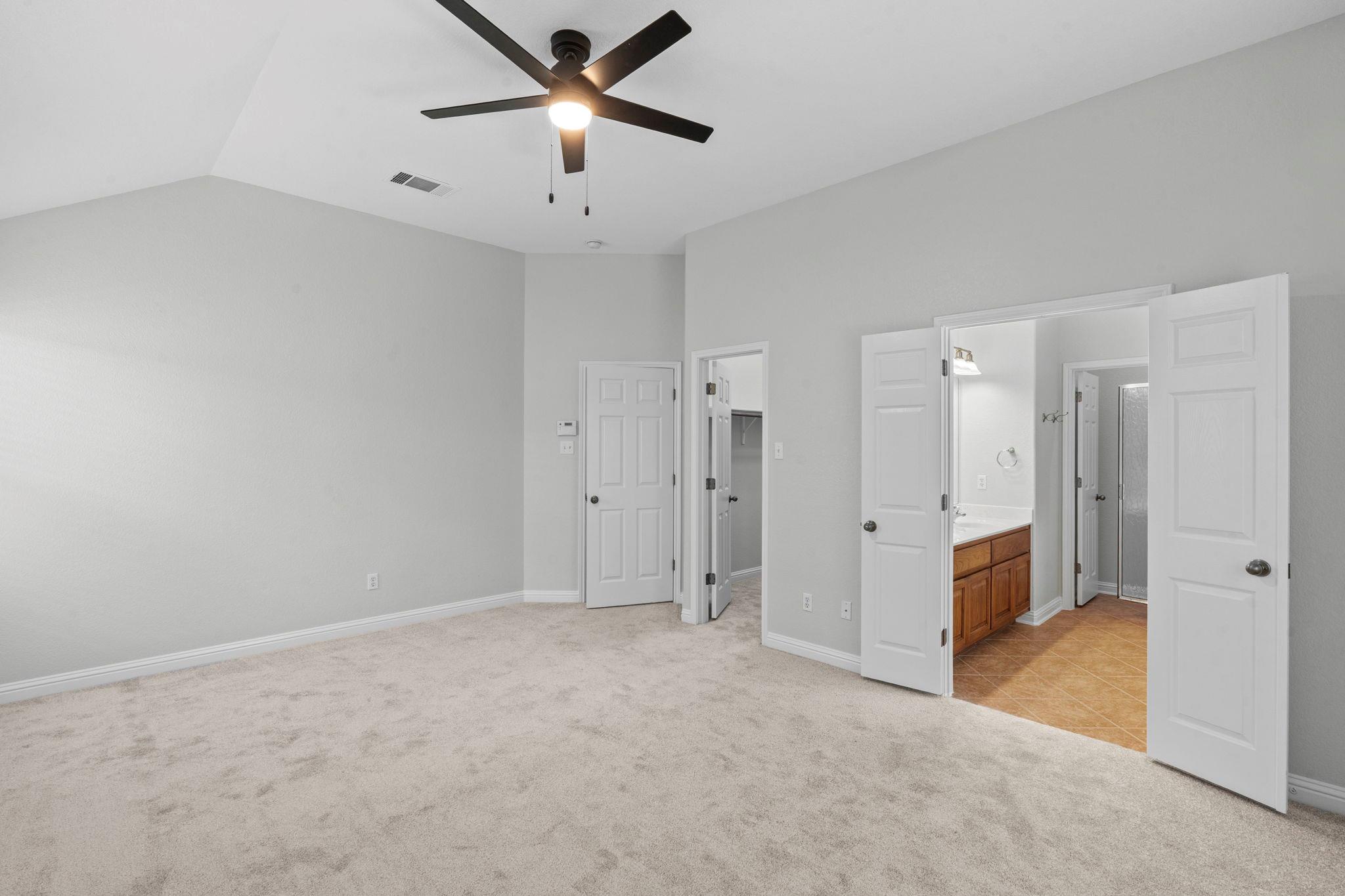 10400 Big Thicket Dr Property Photo 26