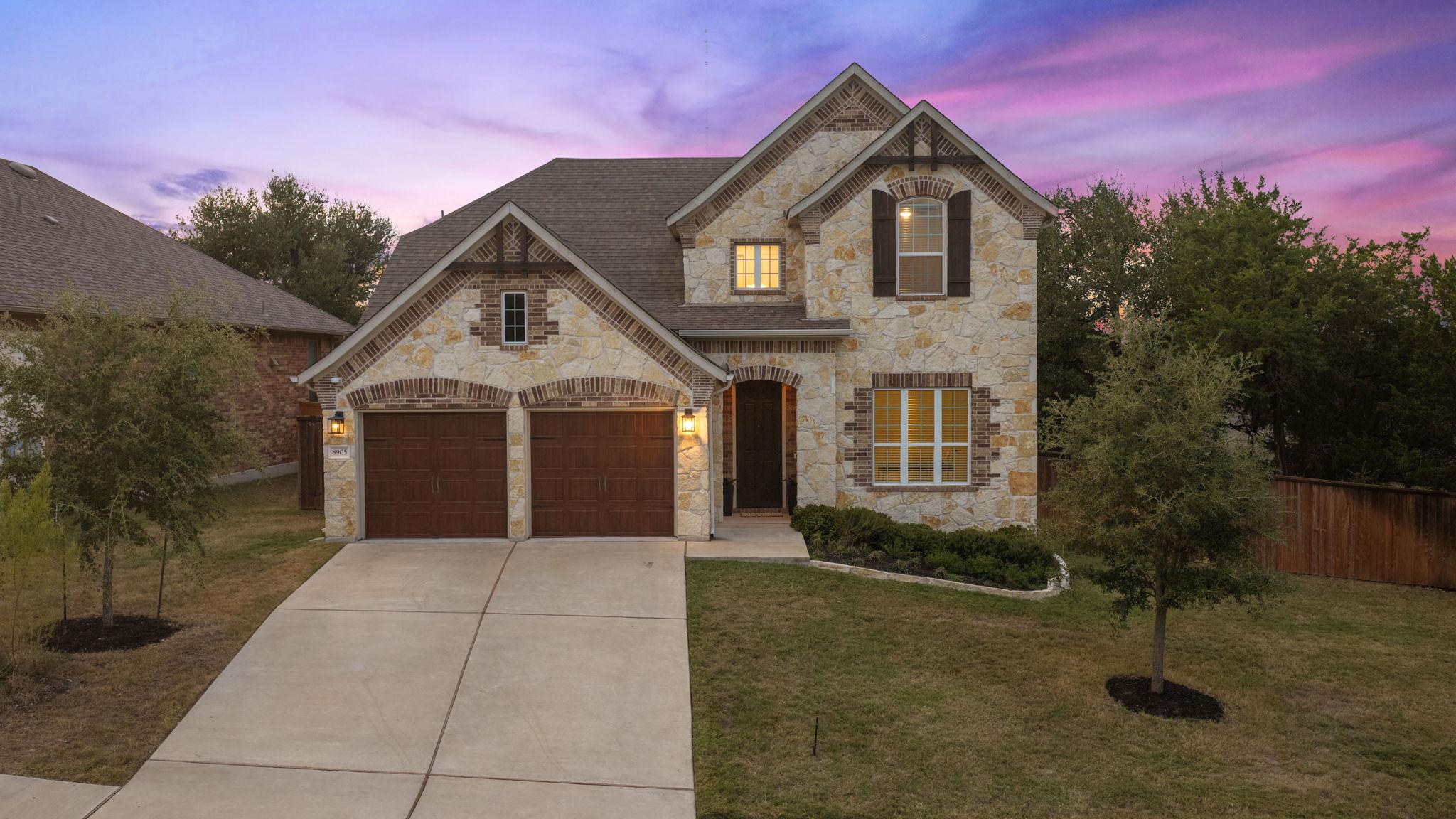 8905 Moccasin Path Property Photo 1