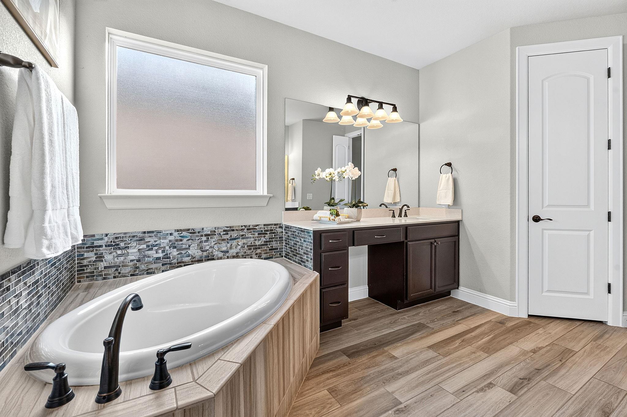 8905 Moccasin Path Property Photo 16