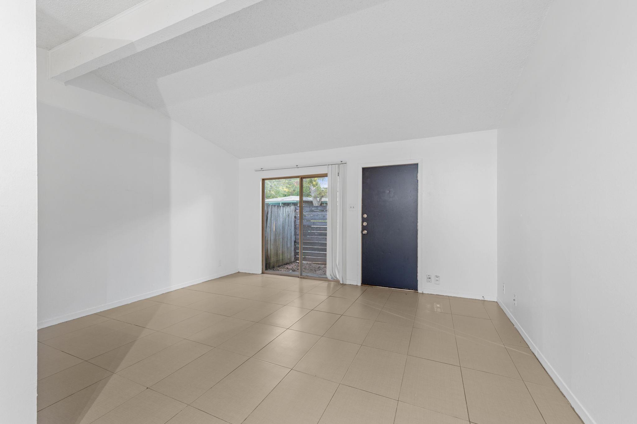 1905 Fairlawn Ln Ln #2 Property Photo 9