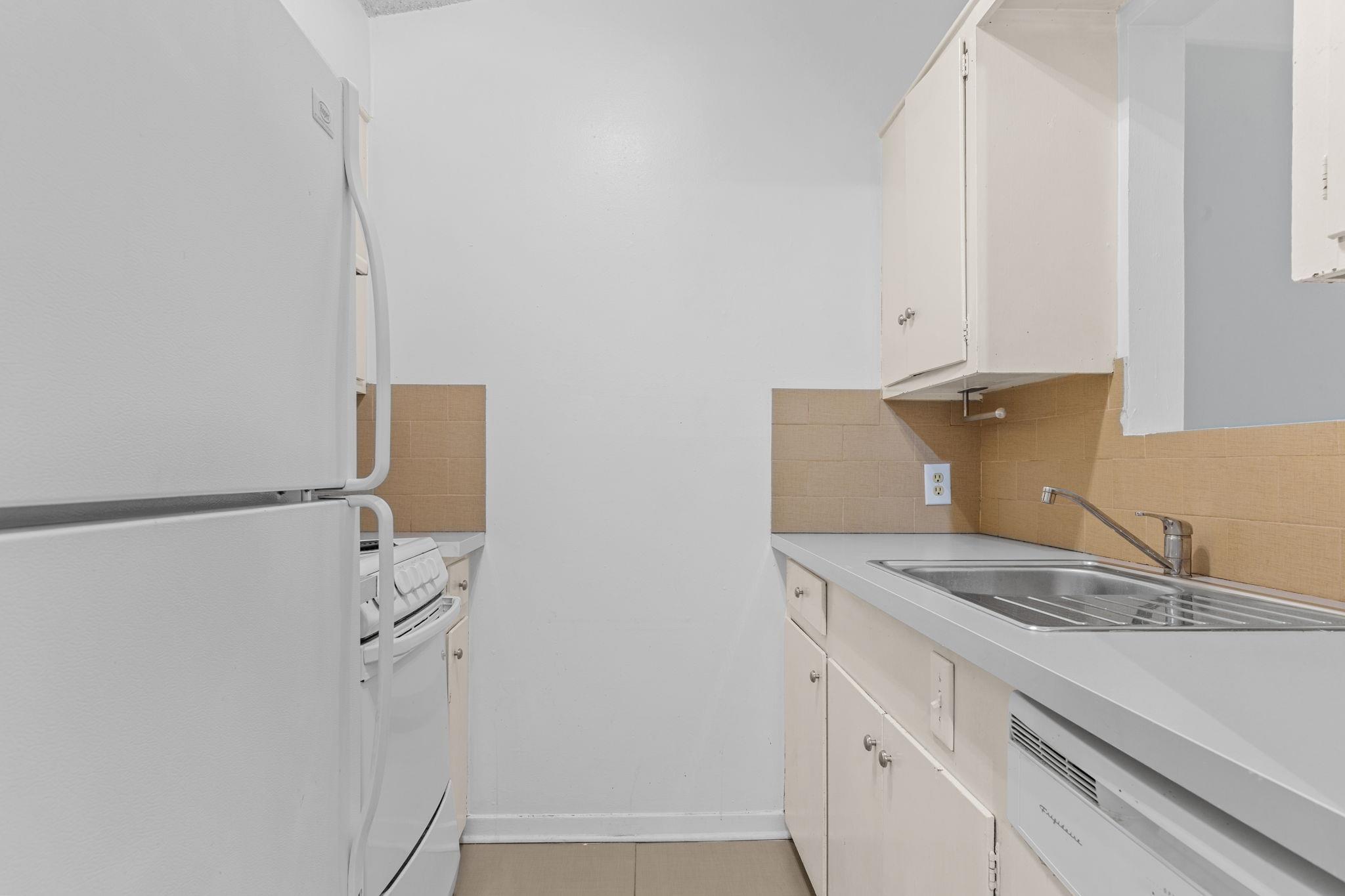 1905 Fairlawn Ln Ln #2 Property Photo 11