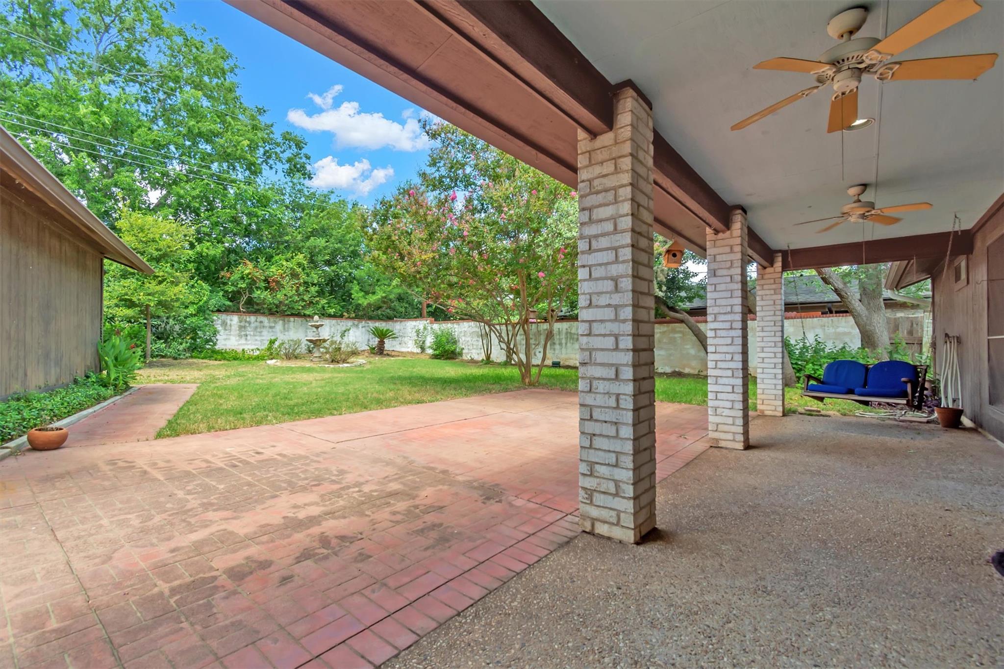 5704 Lands End St Property Photo 25