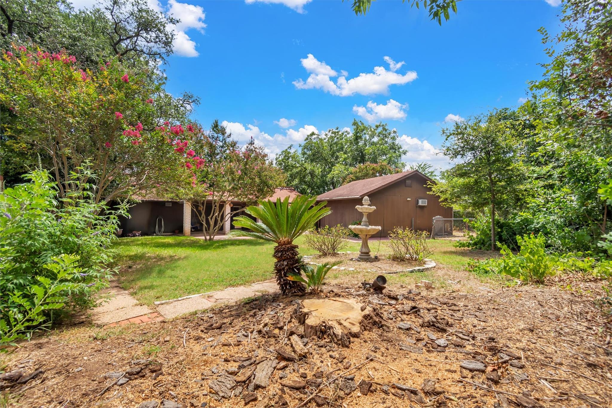 5704 Lands End St Property Photo 28