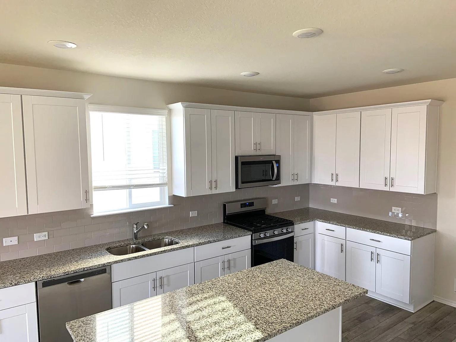 501 Black Alder St Property Photo 4