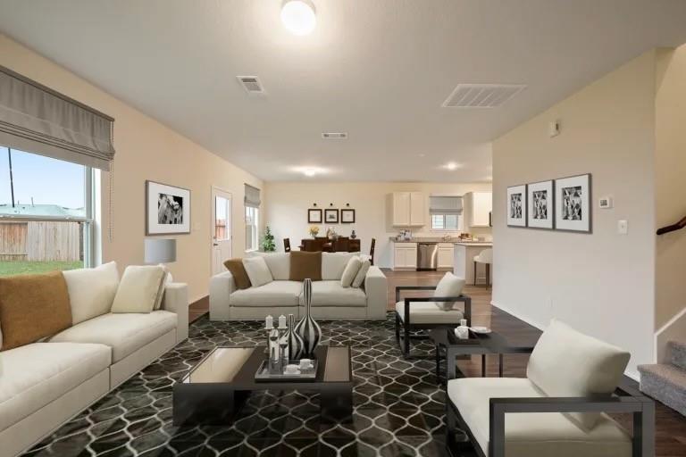 501 Black Alder St Property Photo 6