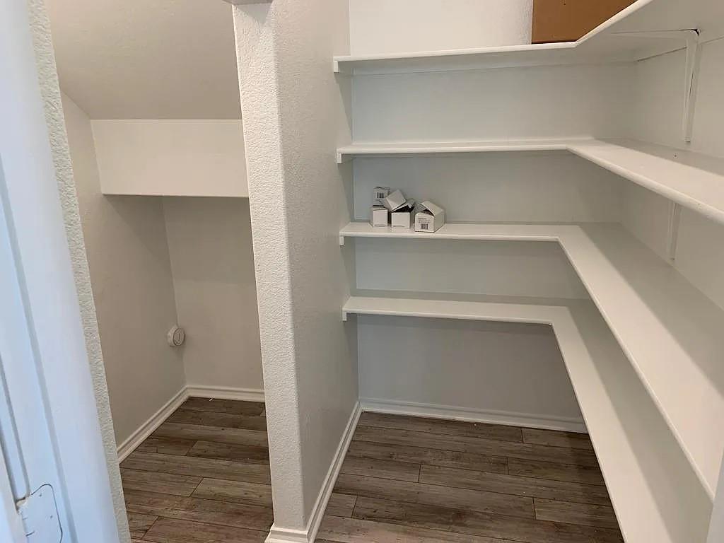 501 Black Alder St Property Photo 11