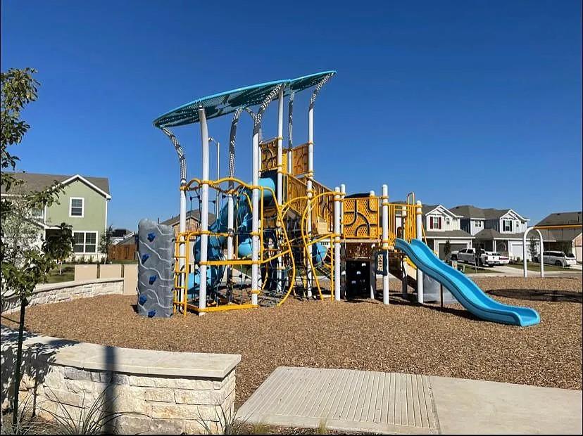 501 Black Alder St Property Photo 36