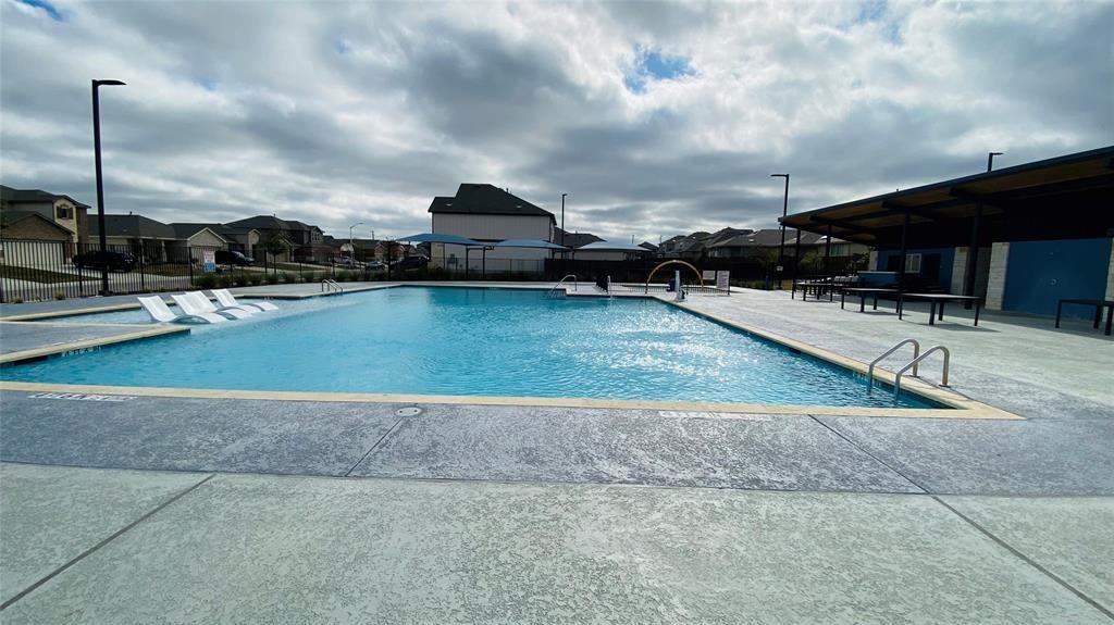 501 Black Alder St Property Photo 39