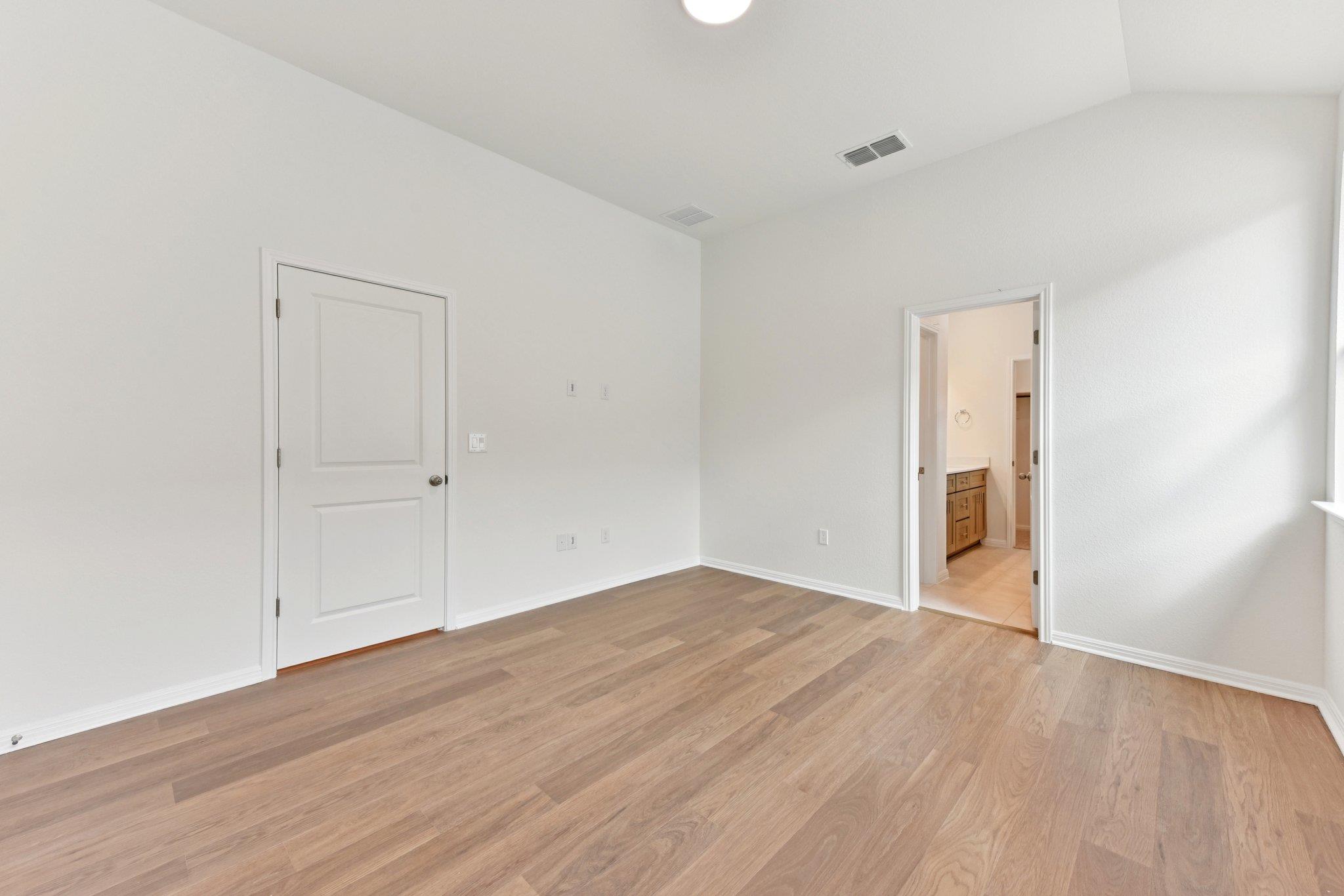 124 Tenny Ln Property Photo 15