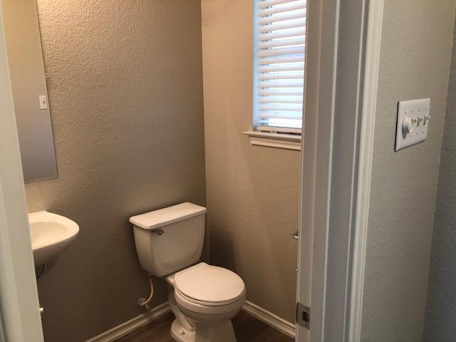9217 Rowlands Sayle Rd Property Photo 13