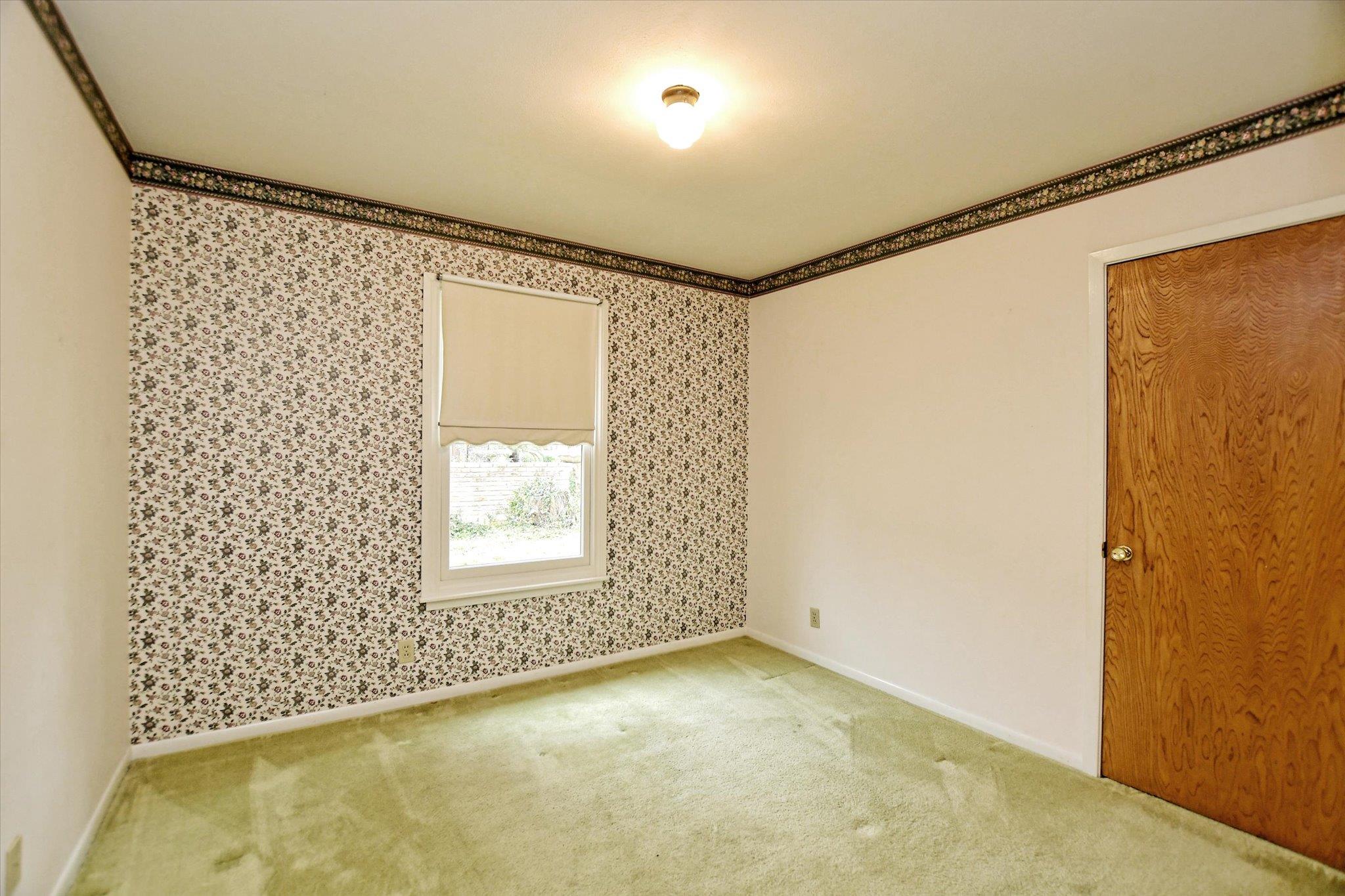 11803 Hornsby St Property Photo 16