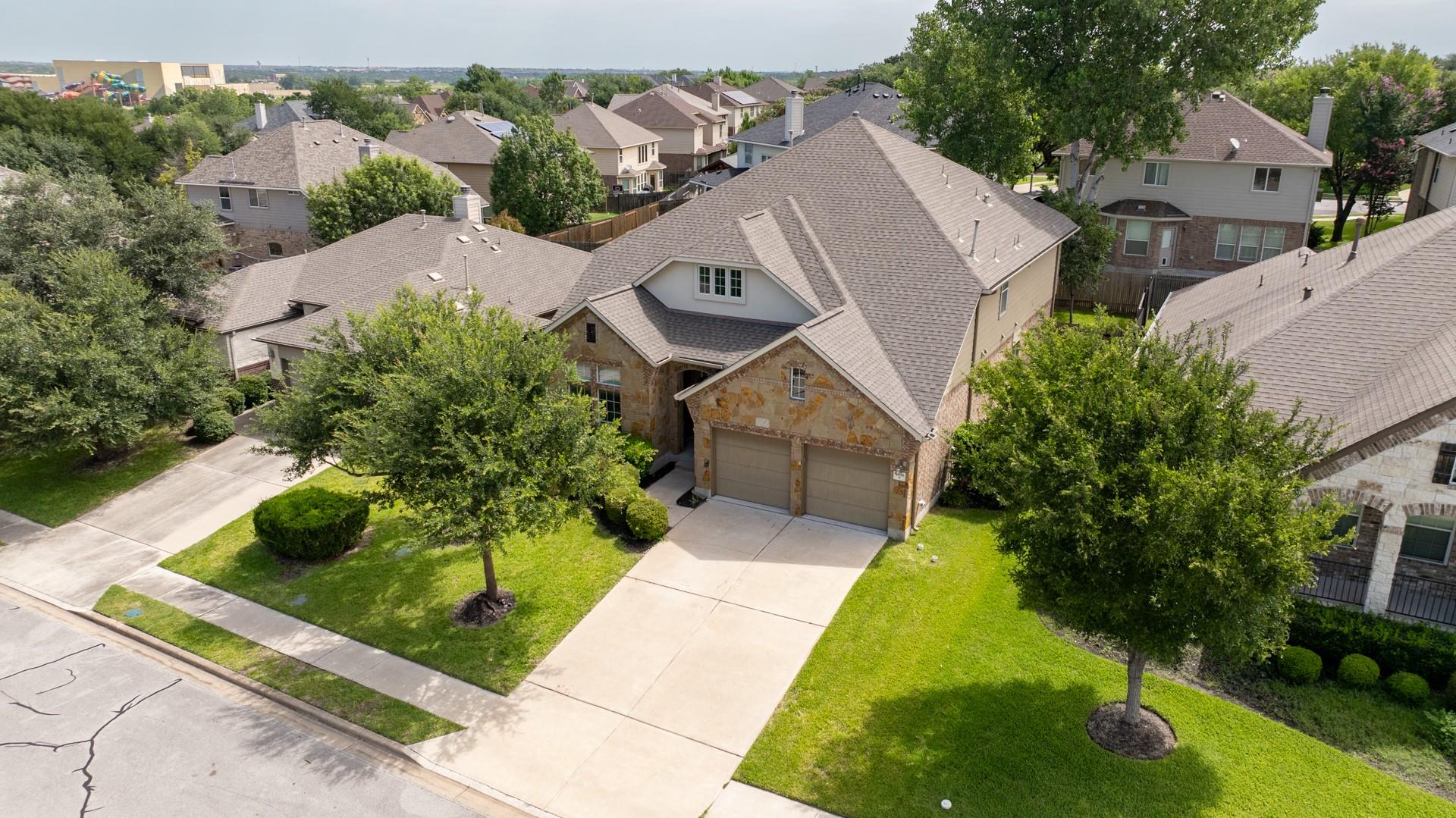 2538 Ravenwood Dr Property Photo 1