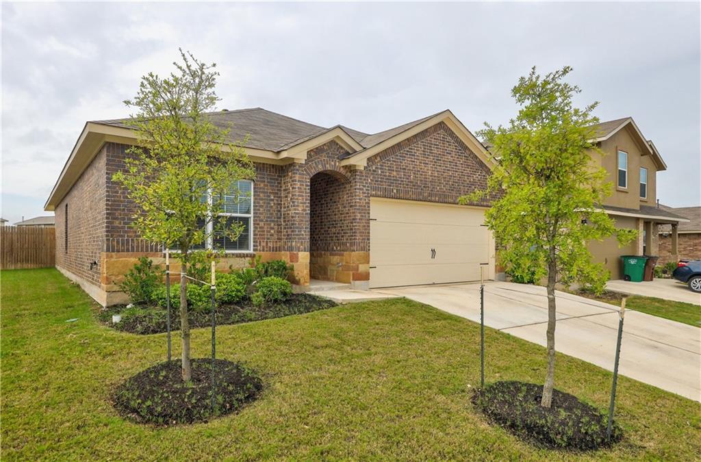 2920 Bridekirk Dr Property Photo 2