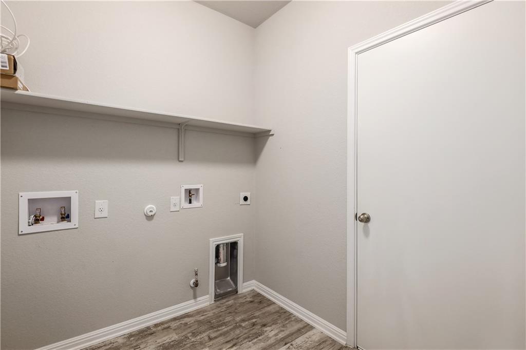 2920 Bridekirk Dr Property Photo 22