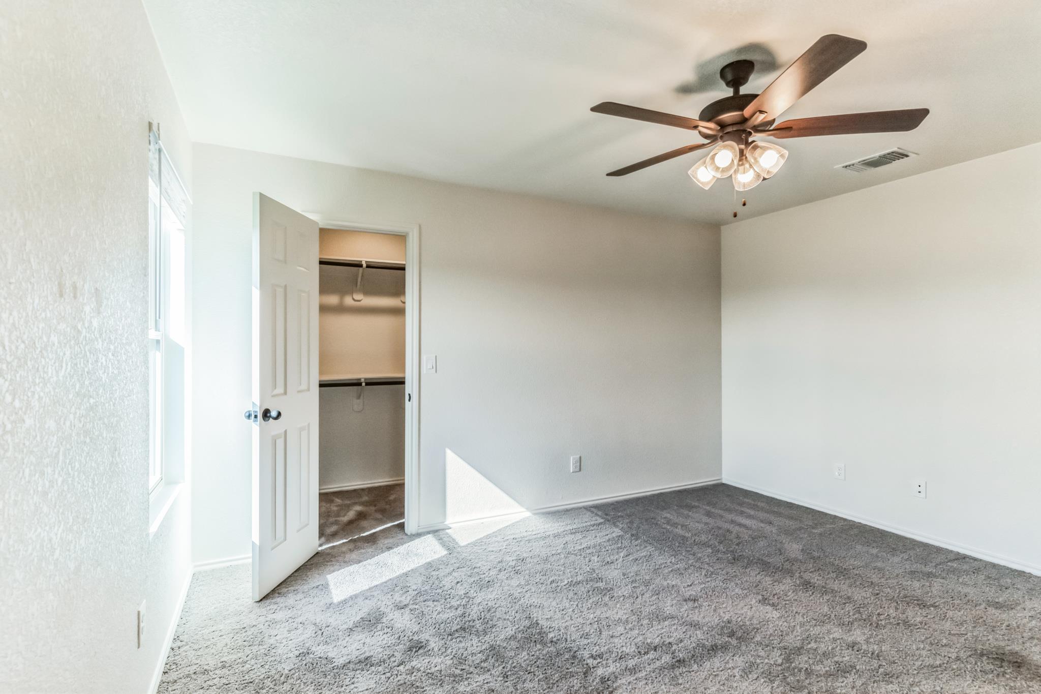 2416 Alterman Dr #b Property Photo 9