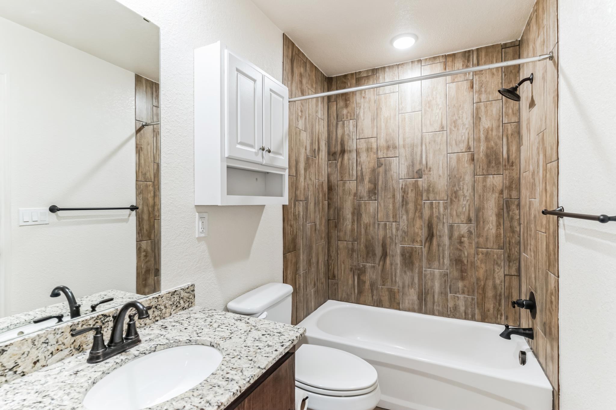 2416 Alterman Dr #b Property Photo 10