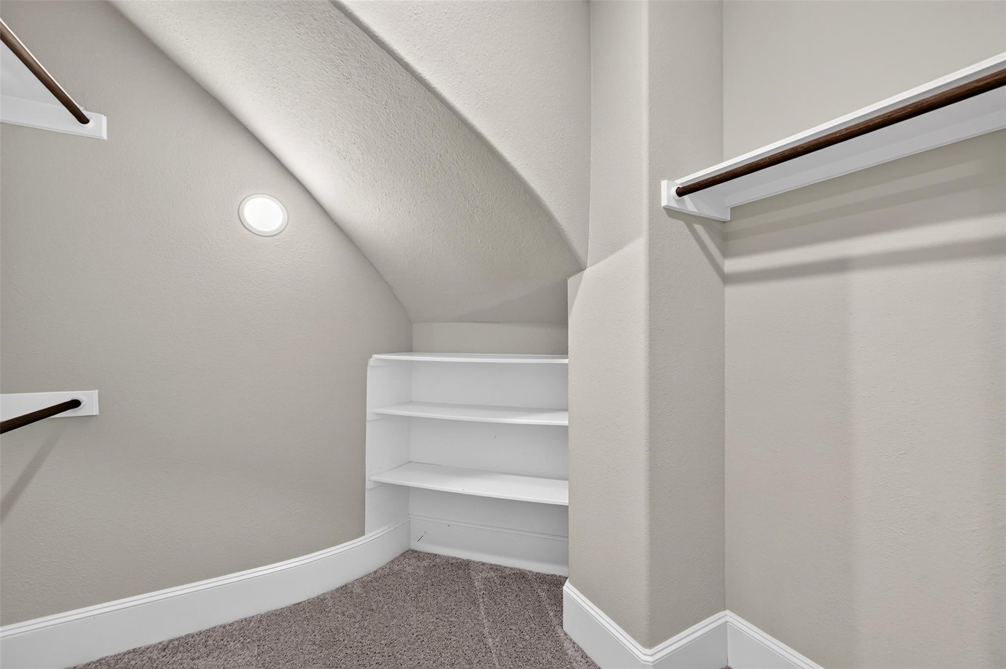 2400 Sunset Vista Cir #39 Property Photo 29