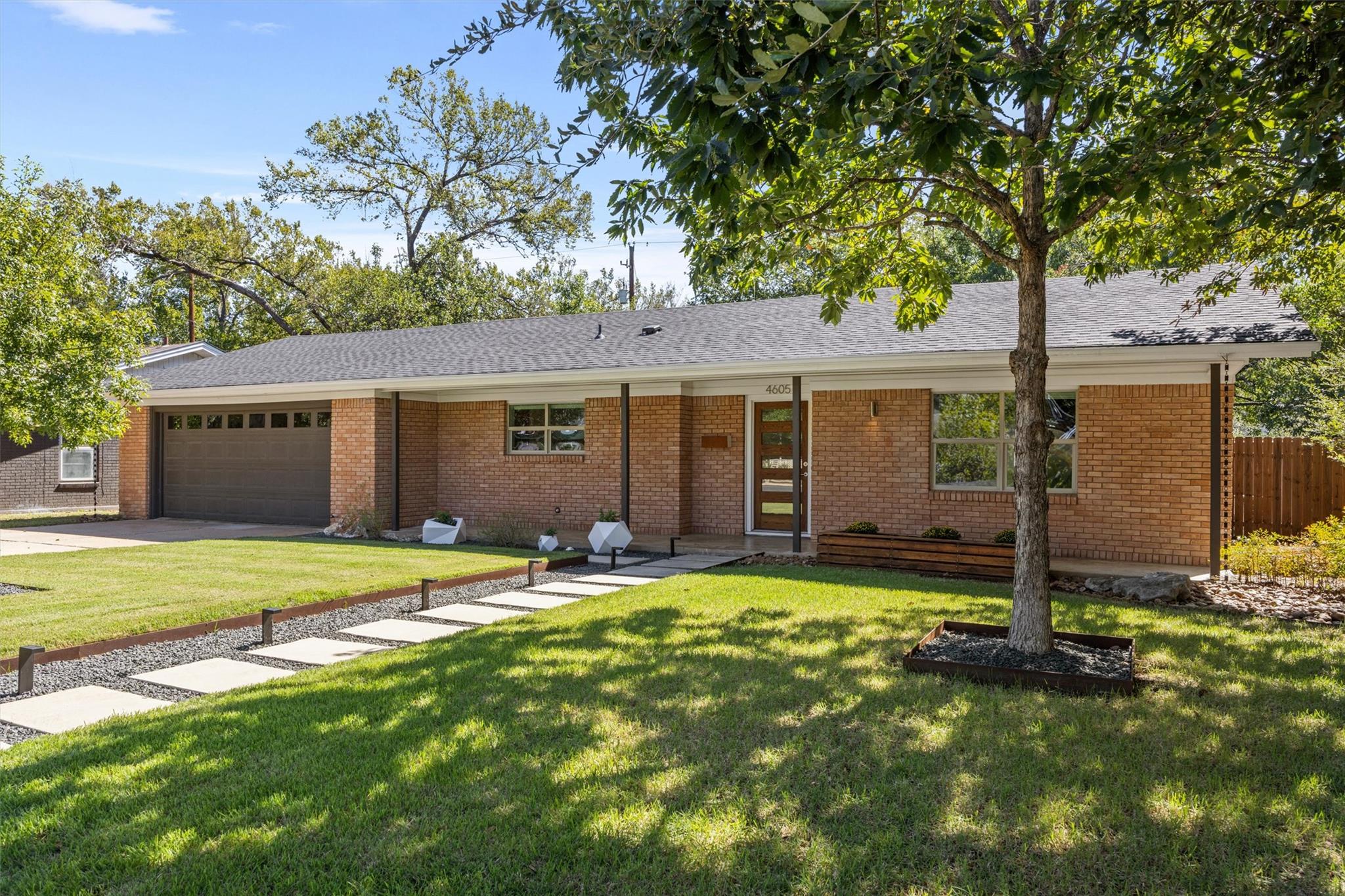 4605 Pack Saddle Pass Property Photo 39