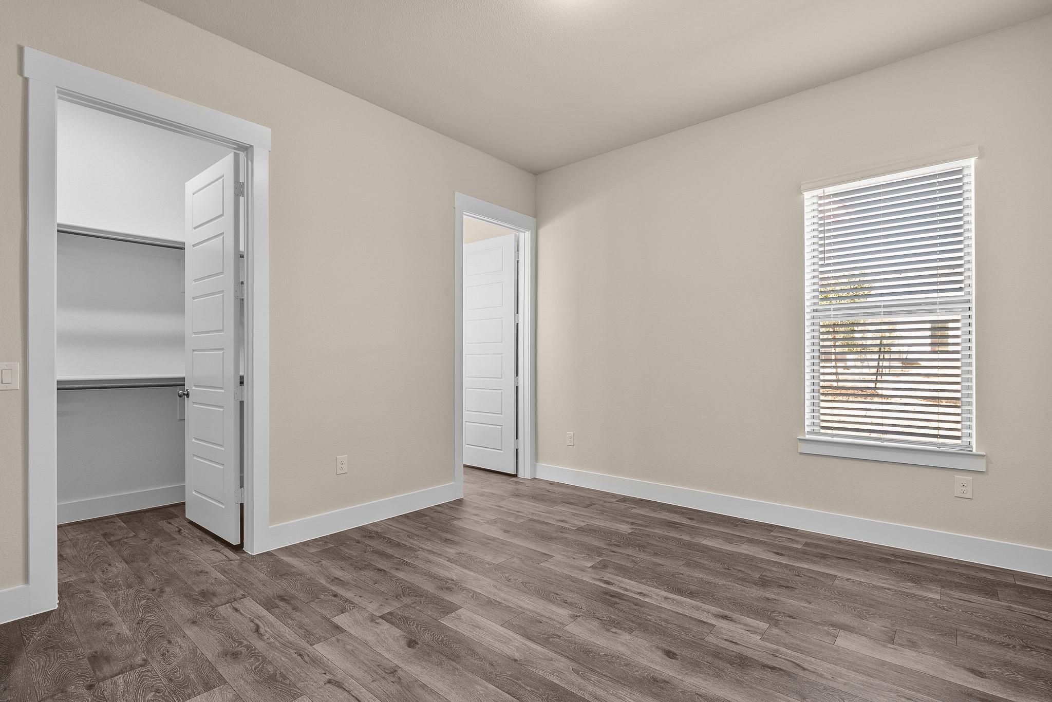 476 Suffield Dr #840 Property Photo 8