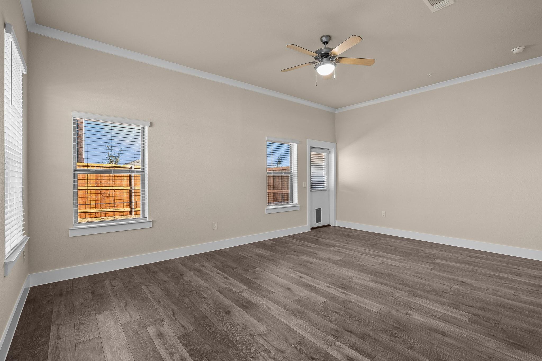 476 Suffield Dr #840 Property Photo 14