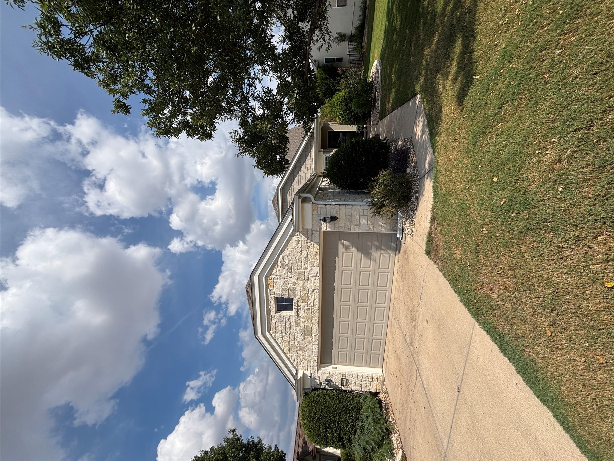 218 Monument Hill Trl Property Photo 5