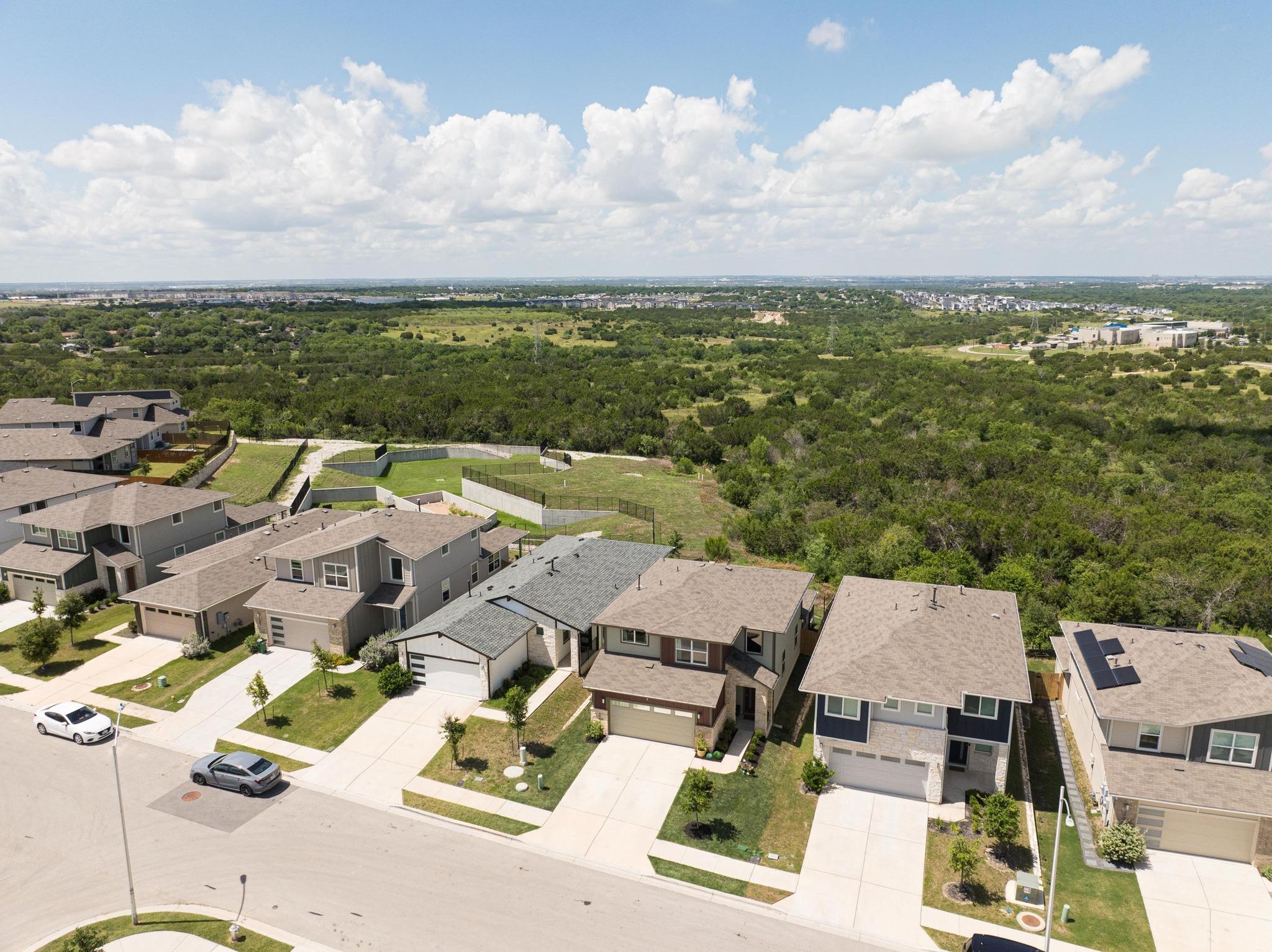 7713 Saddle Up Dr Property Photo 35