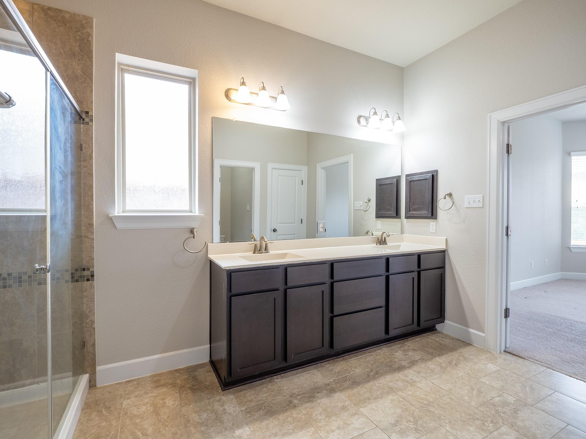 18612 Rio Chama Ln Property Photo 12