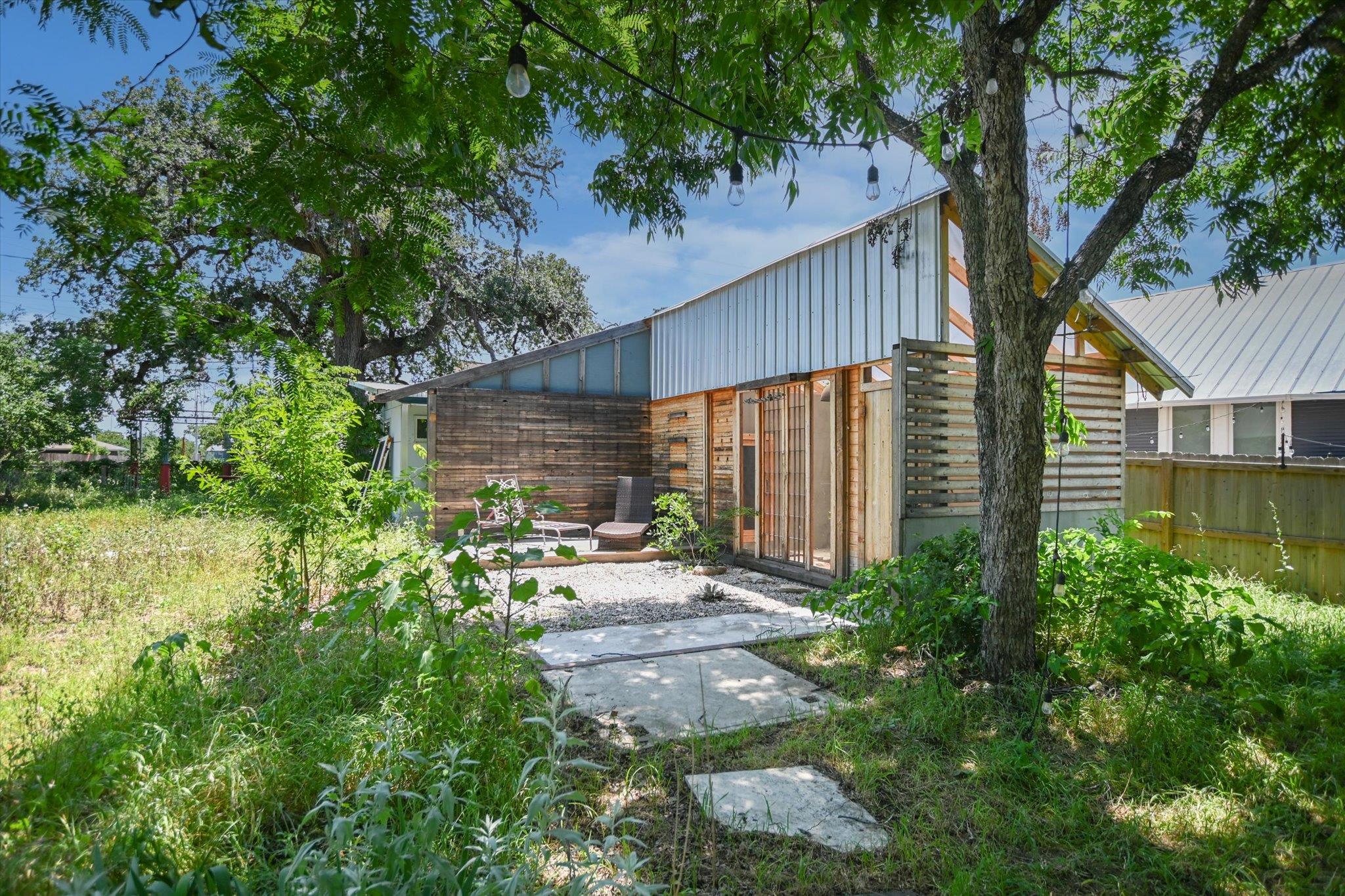 Tbd Rosewood Ave Property Photo 5