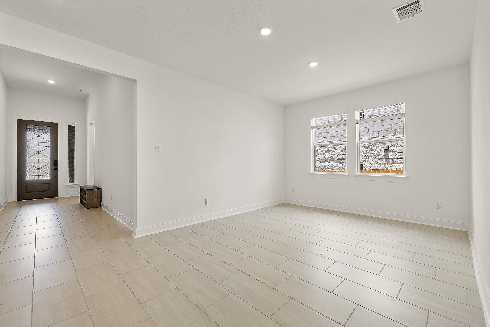328 Terrene Trl Property Photo 7