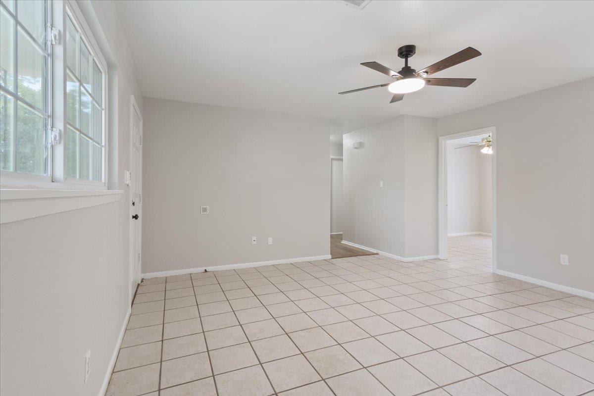 2311 Terrace Dr Property Photo 8