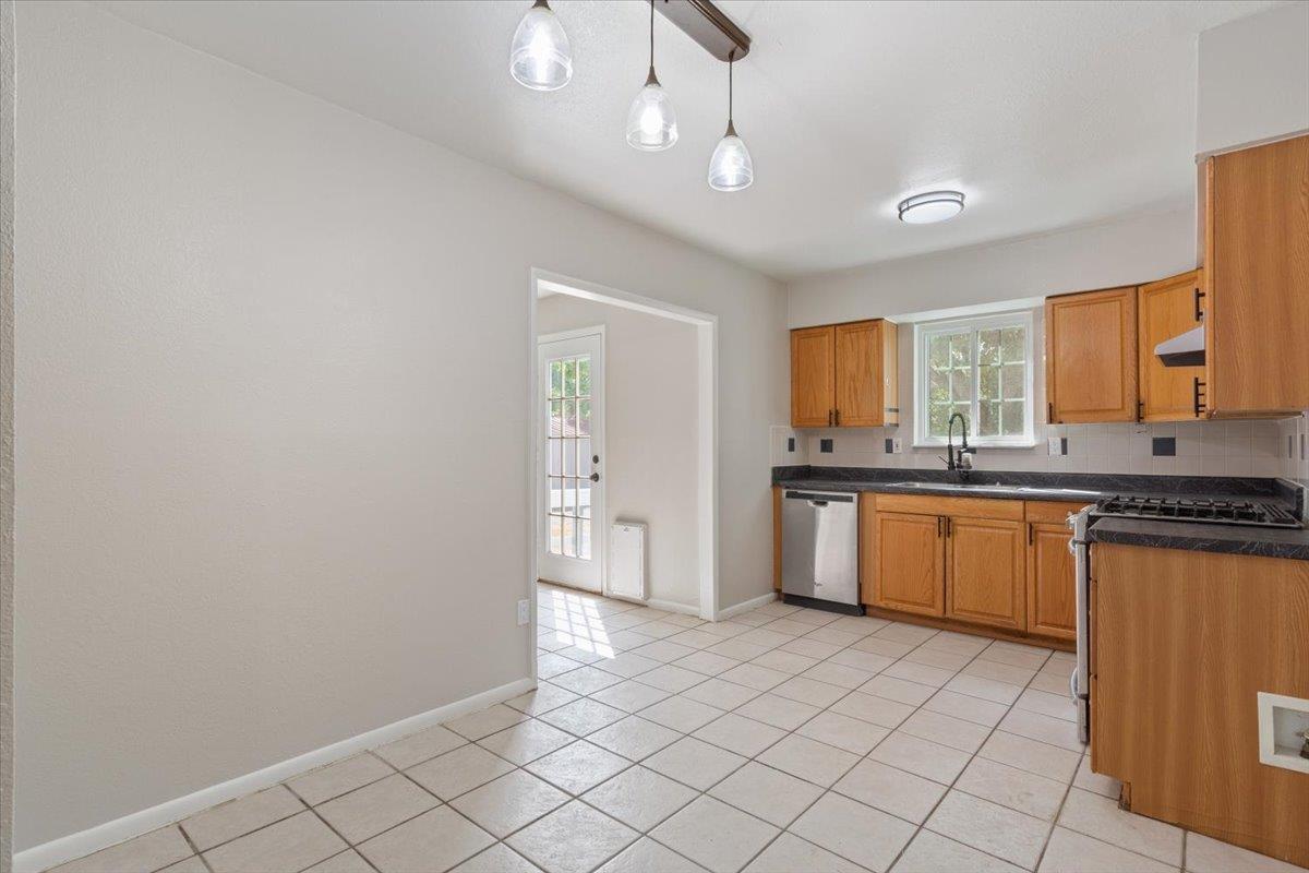 2311 Terrace Dr Property Photo 11