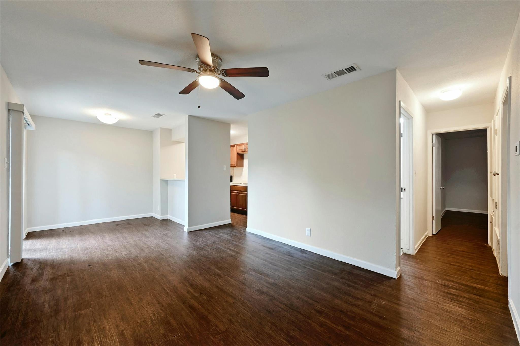 4802 W Wind Trl W #101 Property Photo 4