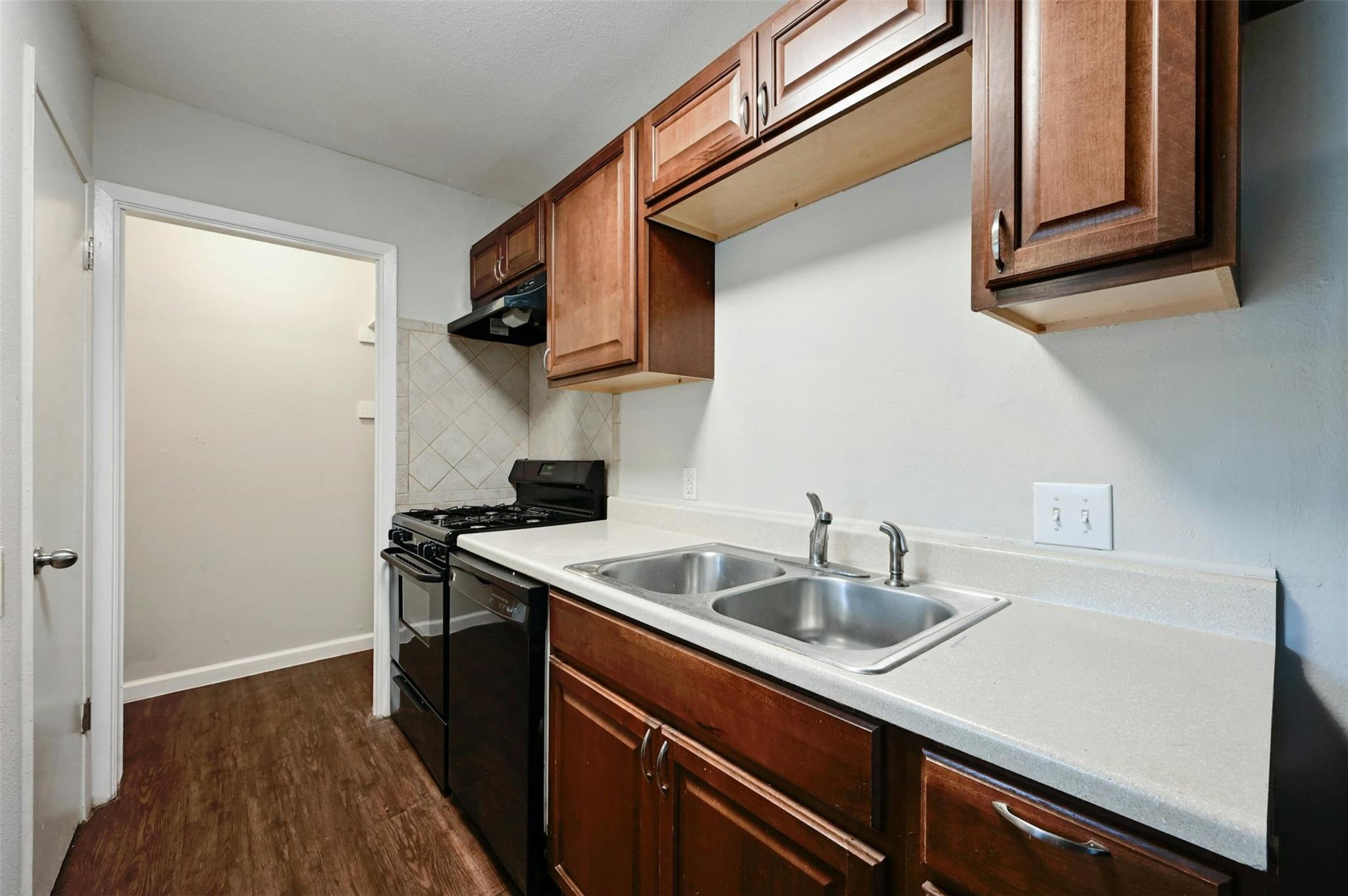 4802 W Wind Trl W #101 Property Photo 10