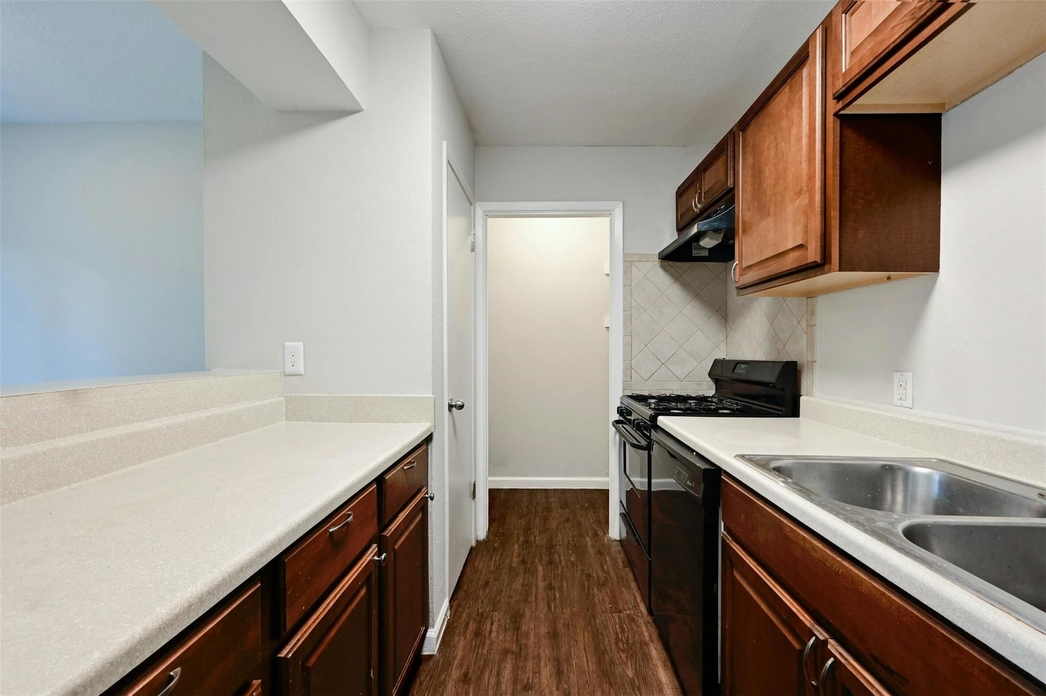 4802 W Wind Trl W #101 Property Photo 11