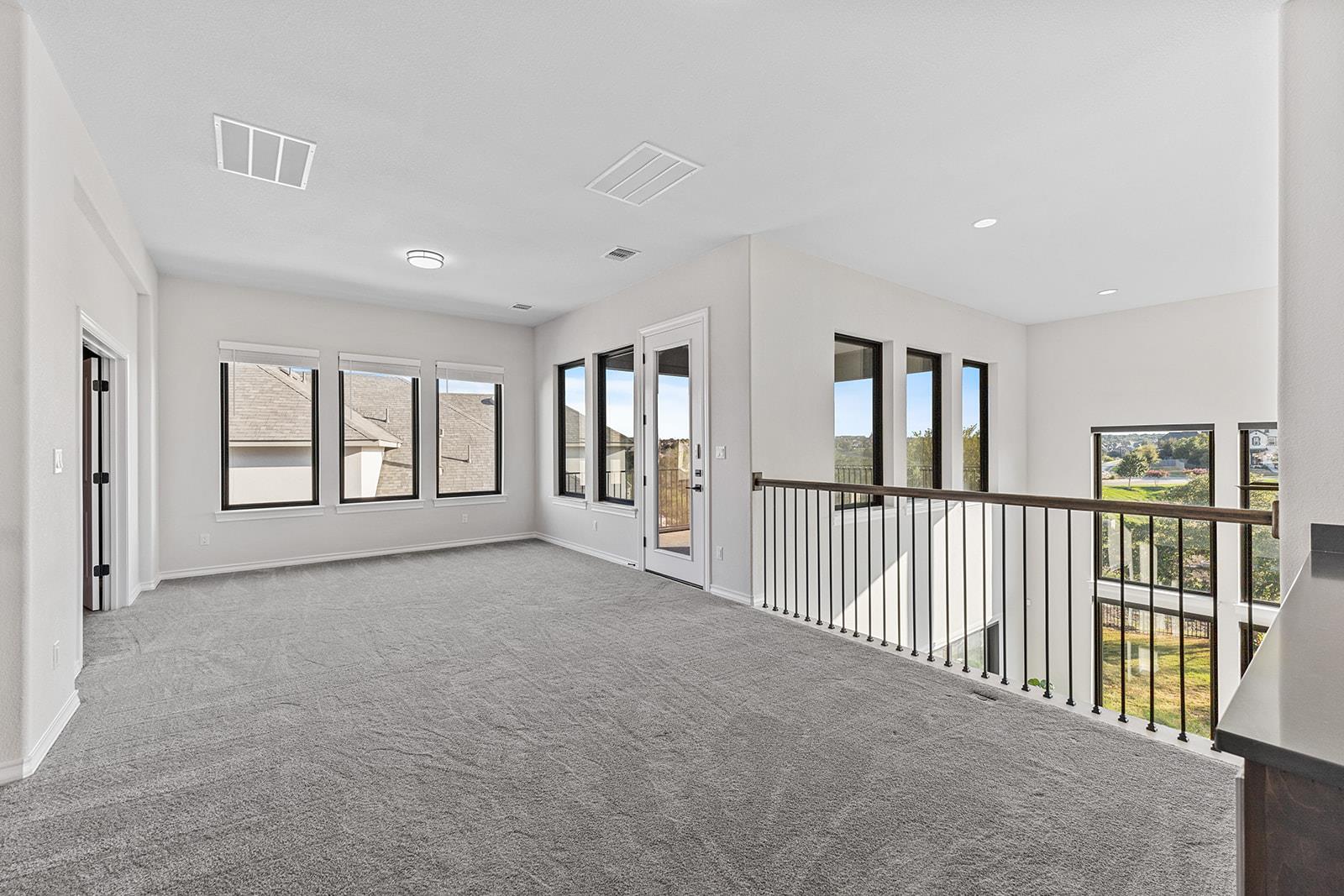 124 Silverwood Trl Property Photo 24