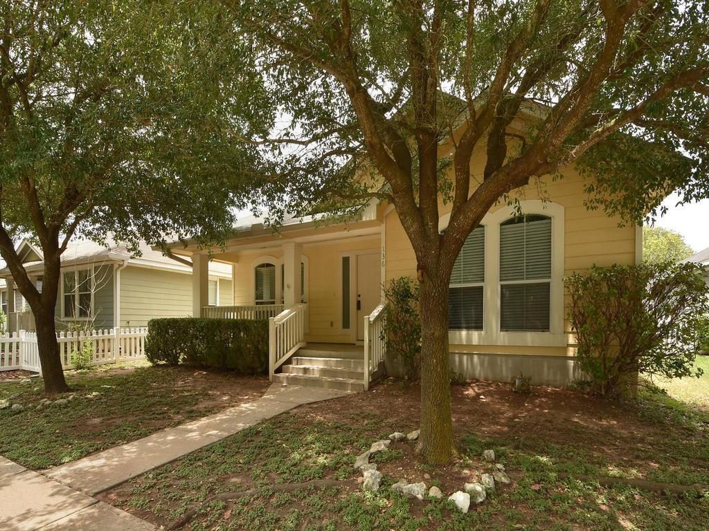 136 Strawn None Property Photo 2