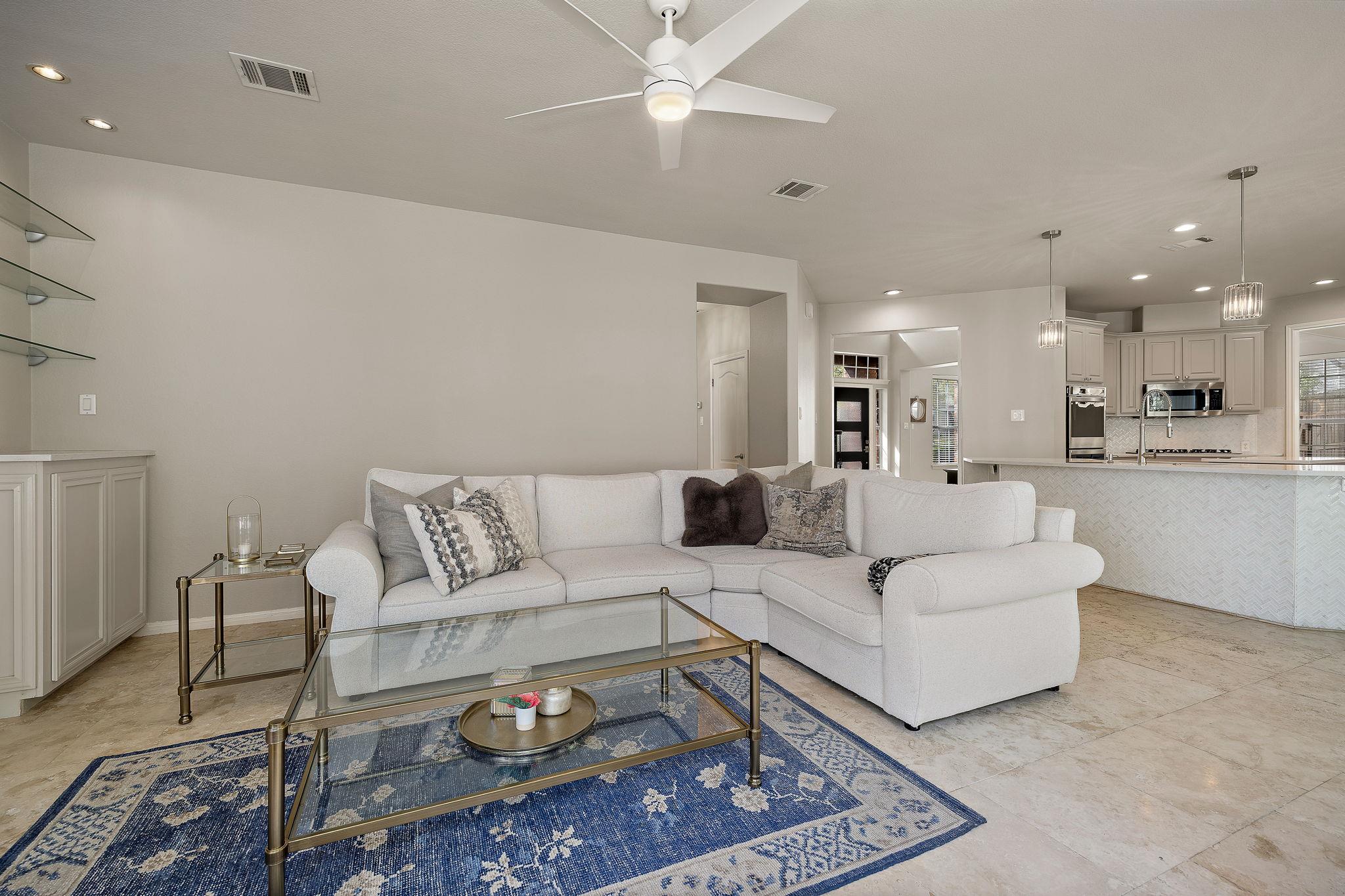 2114 Hilton Head Dr Property Photo 16
