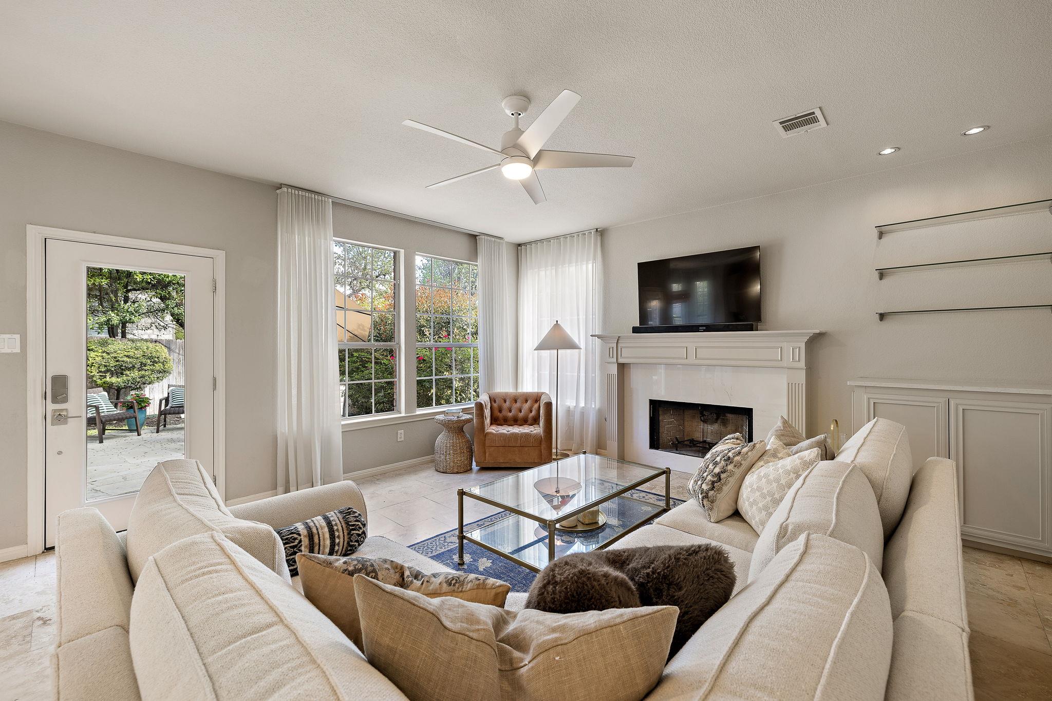 2114 Hilton Head Dr Property Photo 18