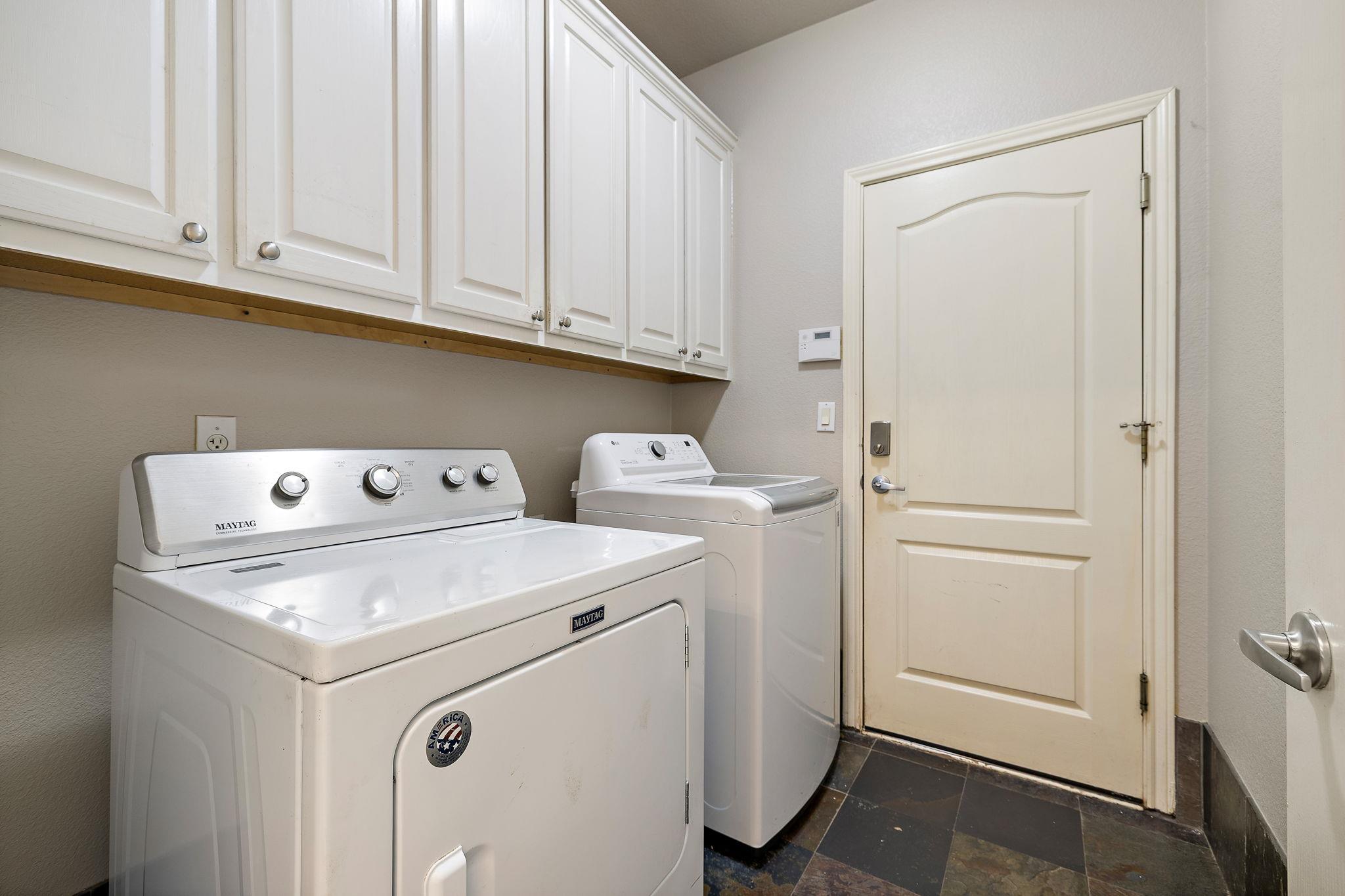 2114 Hilton Head Dr Property Photo 22