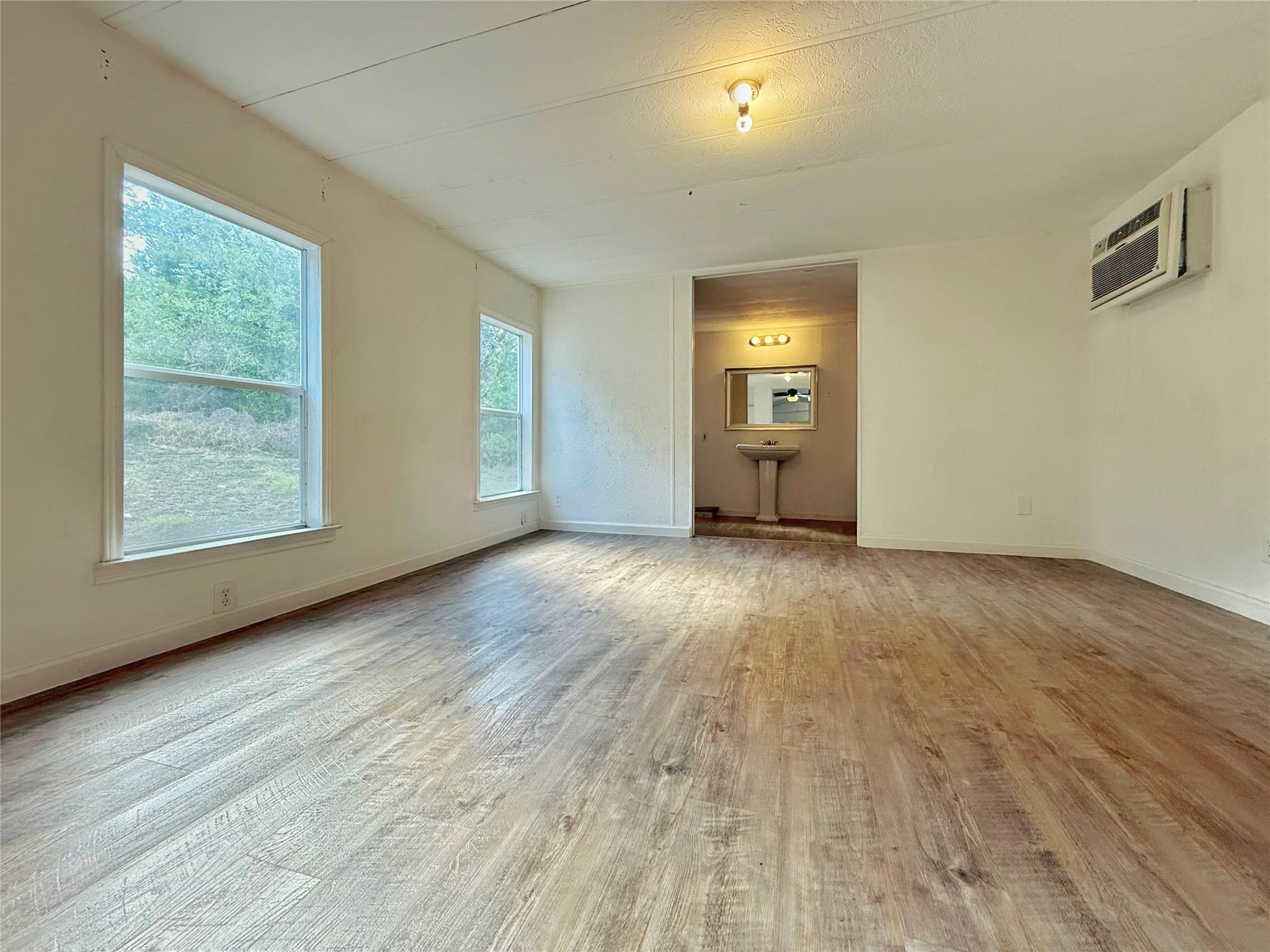 10601 Ridge Rim Dr Property Photo 20