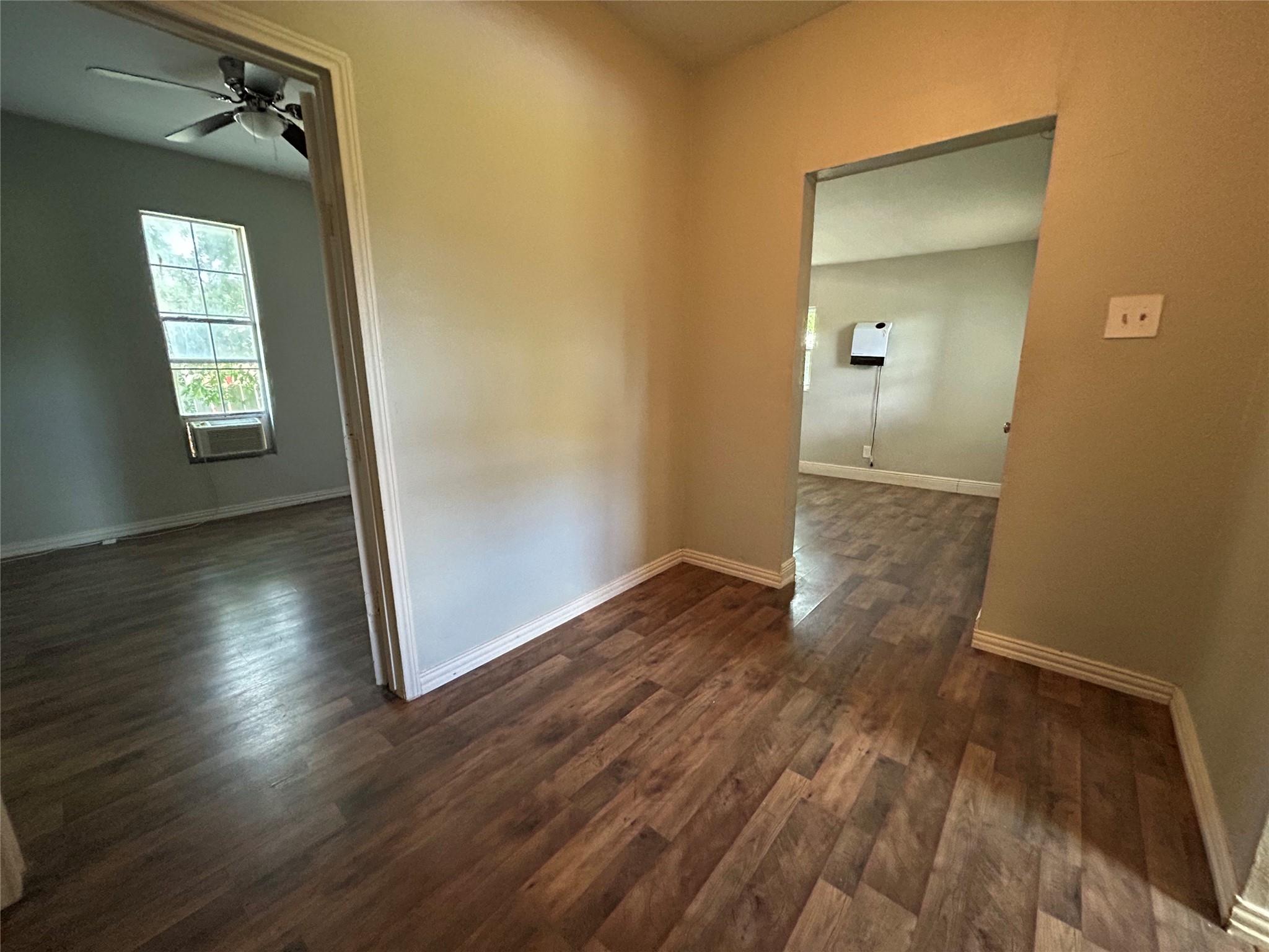 400 Symes St #b Property Photo 13