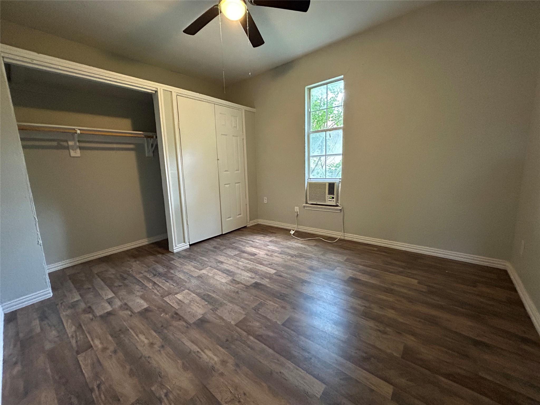400 Symes St #b Property Photo 24