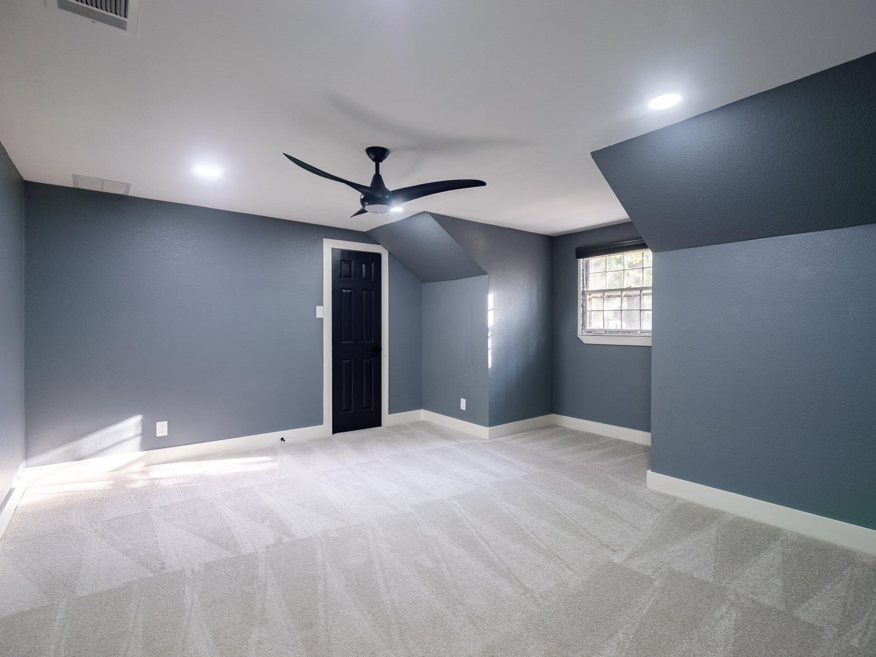 12319 Blue Water Dr Property Photo 30