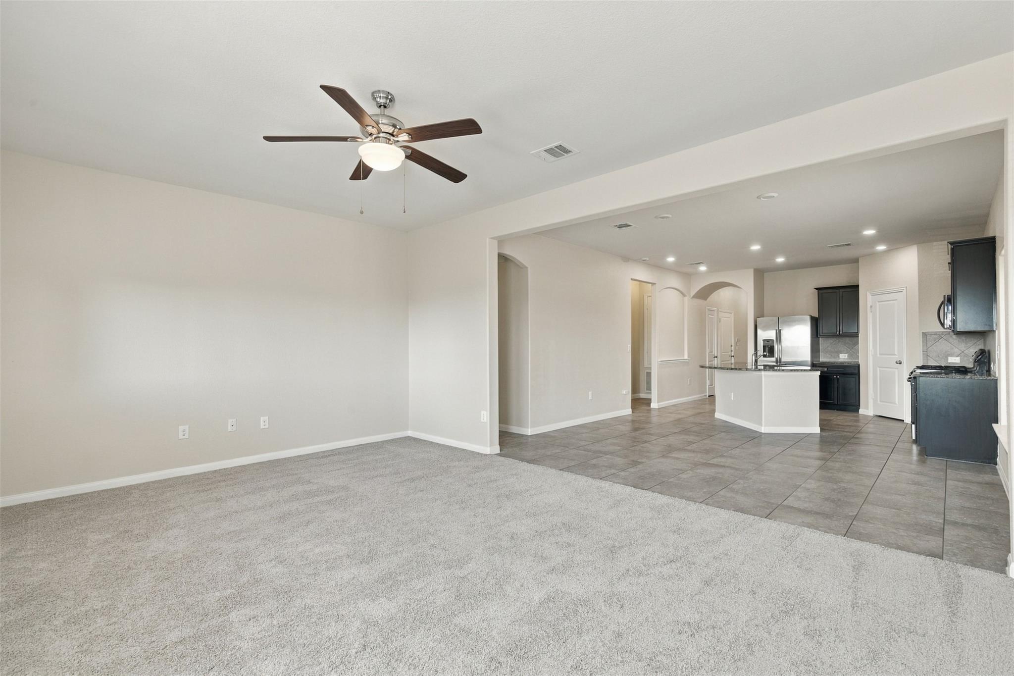13911 Stripling Ln #22 Property Photo 9